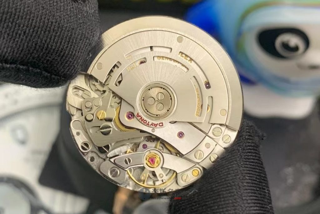 简单的介绍一下CLEAN厂（简称C厂）迪通拿重量厚度以及细节评测 | 奈斯探表