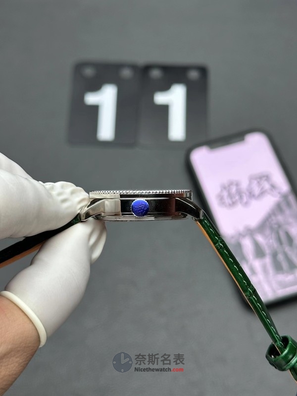 BLS厂新品 百年灵女款航空计时自动腕表性能如何？能不能用得?。?| 奈斯探表