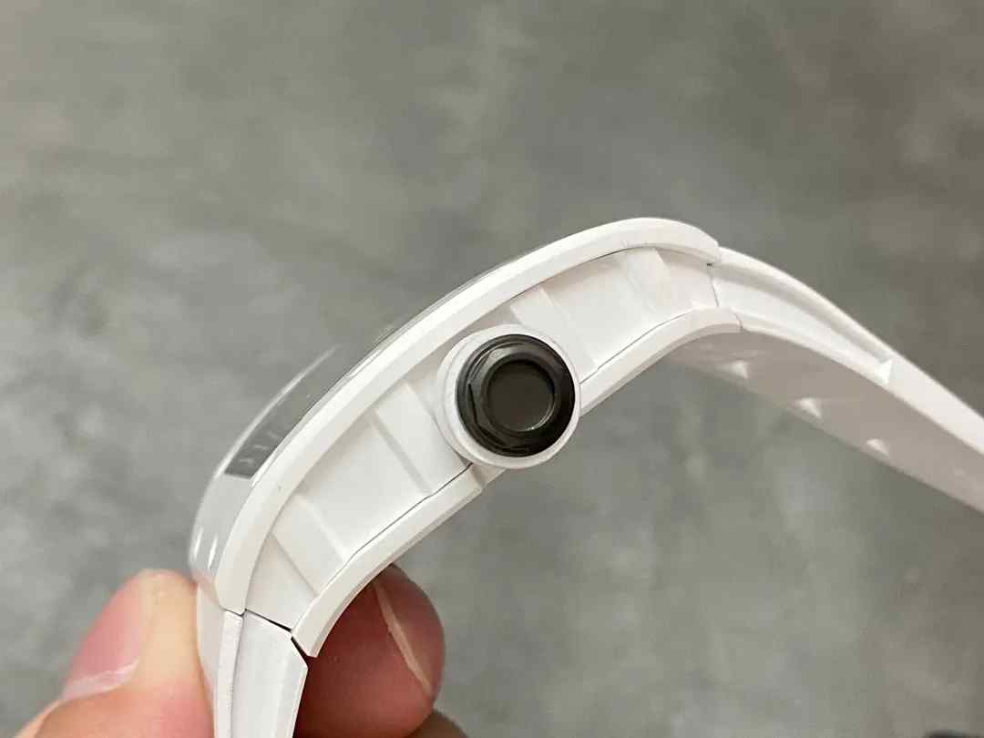 BBR厂理查德米勒RM055白色陶瓷复刻表值得入手吗？（深度评测） | 奈斯探表