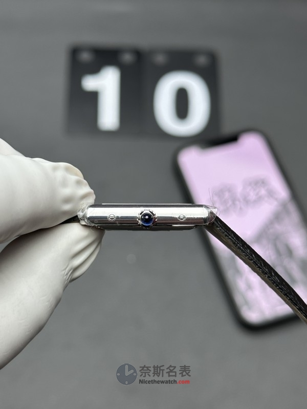 AF厂卡地亚tank复刻表跟正品有差距吗、值不值入手？ | 奈斯探表