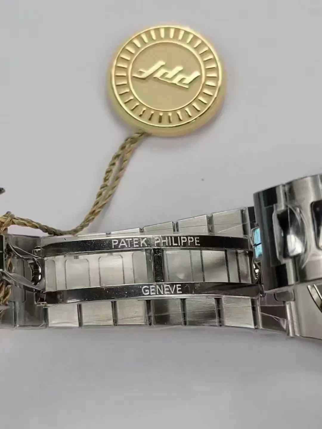PPF厂百达翡丽PP5712GR“钢王之王”复刻表深能不能入手？跟正品有差距吗？ | 奈斯探表