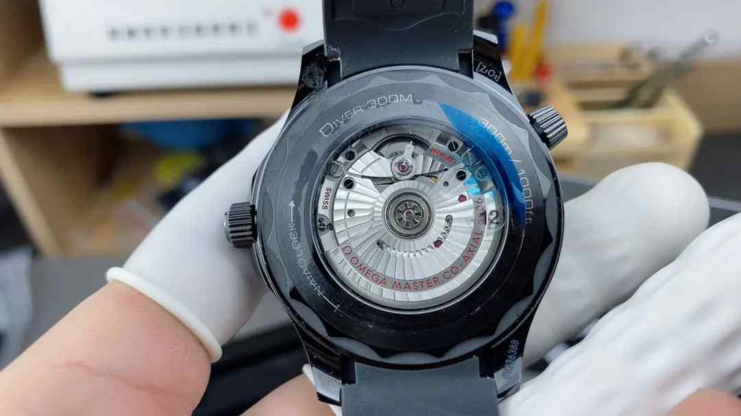 VS厂欧米茄海马300全陶瓷黑武士复刻表值得入手吗、会不会一眼假？ | 奈斯探表