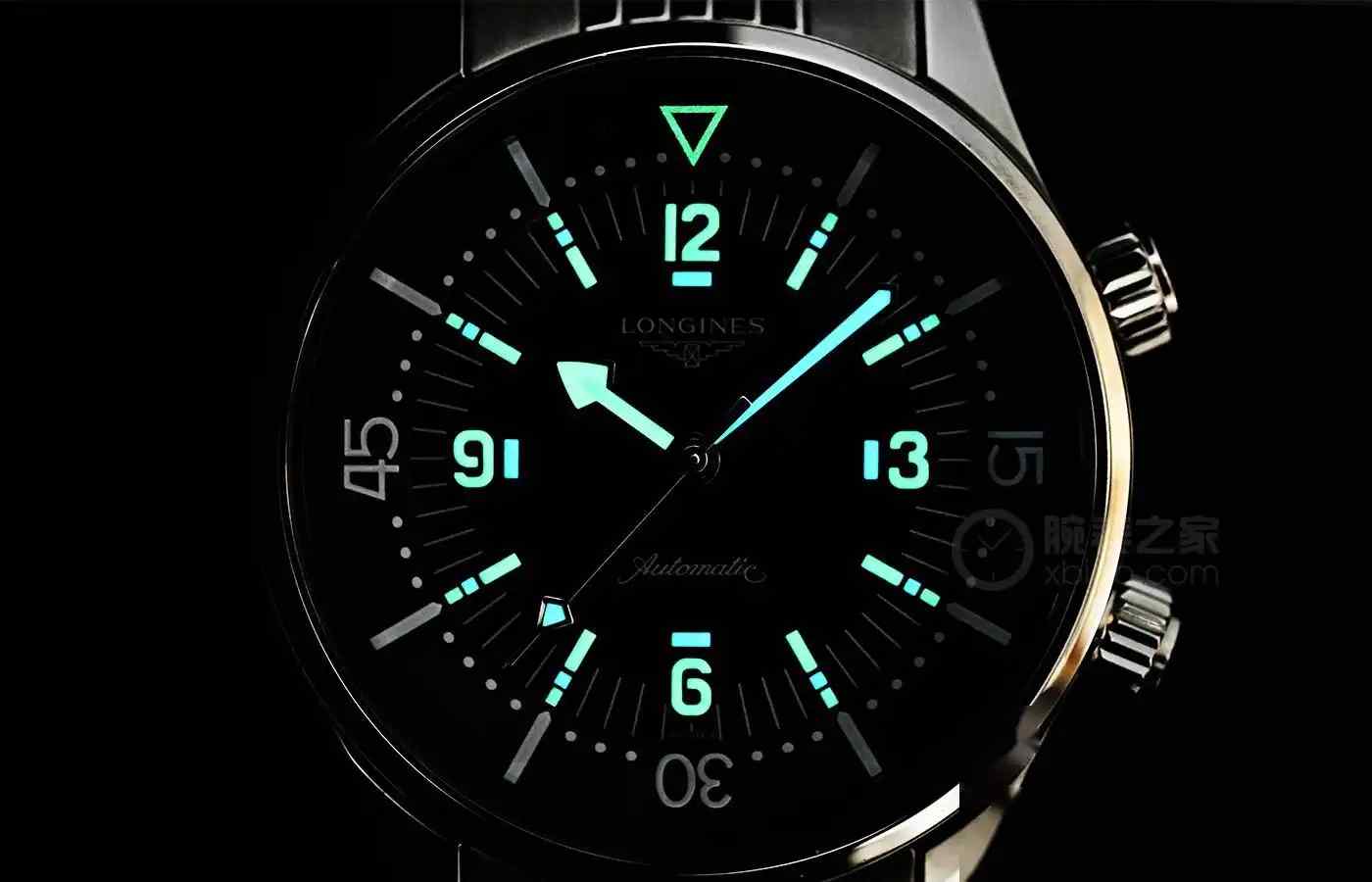 浪琴推出全新经典复刻系列传奇潜水员腕表39毫米款，售价为28300元 | 奈斯探表