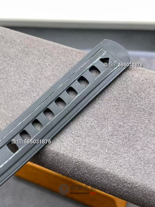 VS厂欧米茄墨金海马300复刻表 做得好不好？ | 奈斯探表