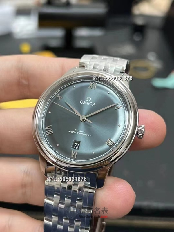 VS厂新品第三代蝶飞轨道系列评测：棕绿色正装腕表，精致细节值得入手！ | 奈斯探表