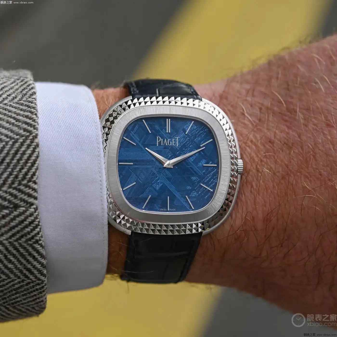 Piaget伯爵联合安迪·沃霍尔：全新巴黎钉纹腕表闪耀登场 | 奈斯探表