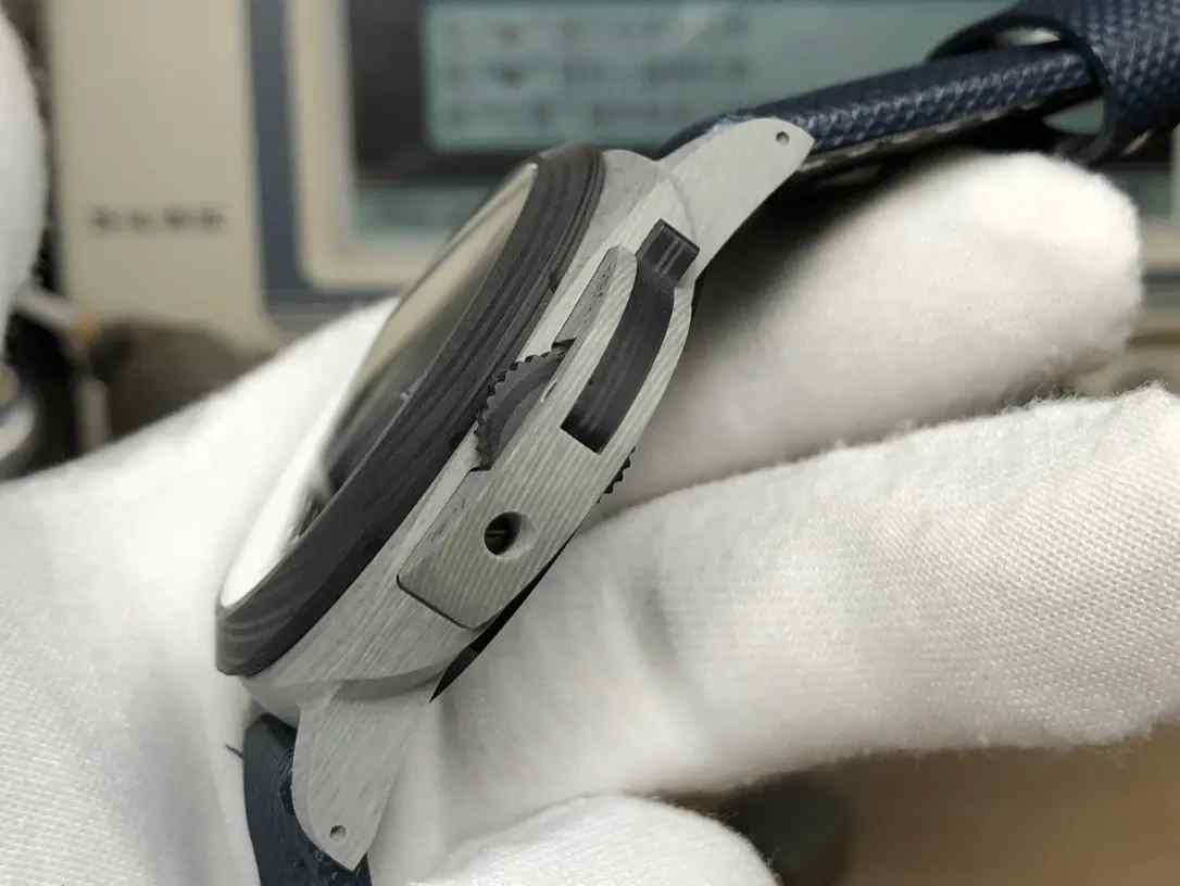 VS厂复刻巅峰！沛纳海庐米诺1663烟熏蓝款深度测评 | 奈斯探表