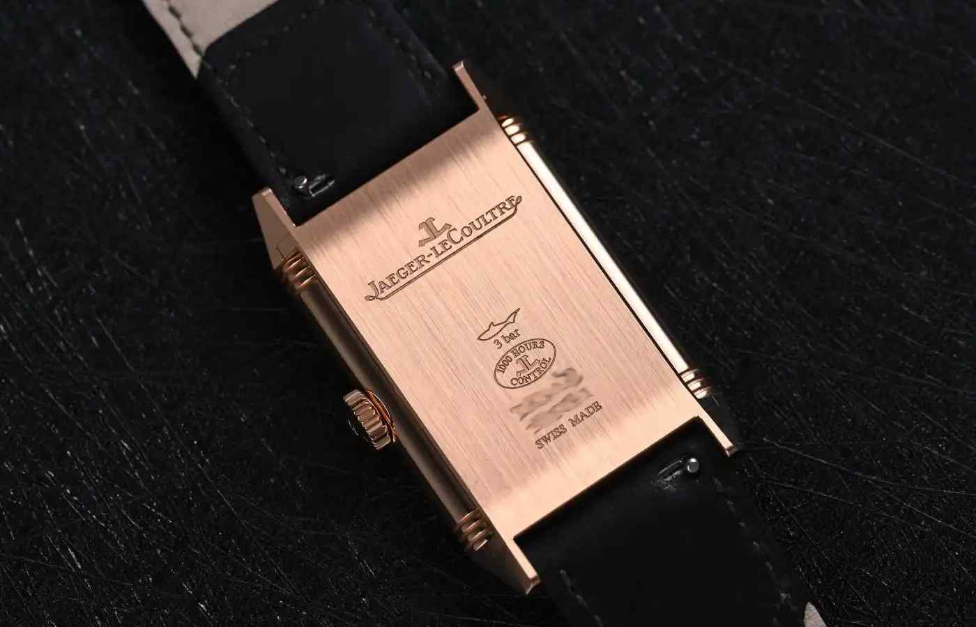 积家Reverso翻转腕表:正装与运动的经典平衡之作 | 奈斯探表 积家Reverso翻转腕表:正装与运动的经典平衡之作 | 奈斯探表