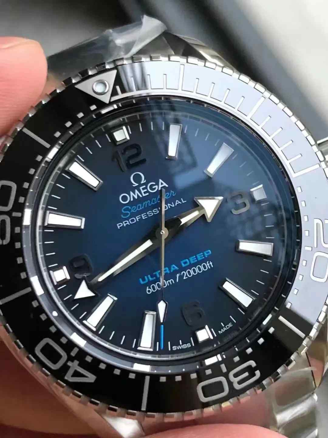 深度解析VS厂欧米茄海洋宇宙6000米海王复刻表，外观能不能乱真！ | 奈斯探表