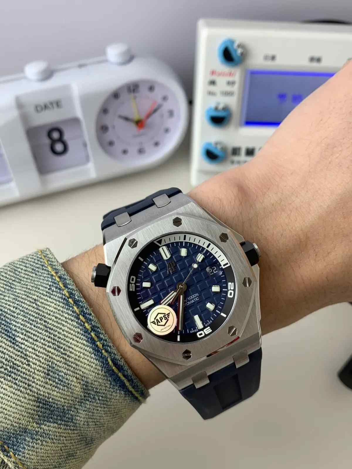 APS厂爱彼皇家橡树15720复刻表评测！高度还原，4308一体机芯精准走时！ | 奈斯探表