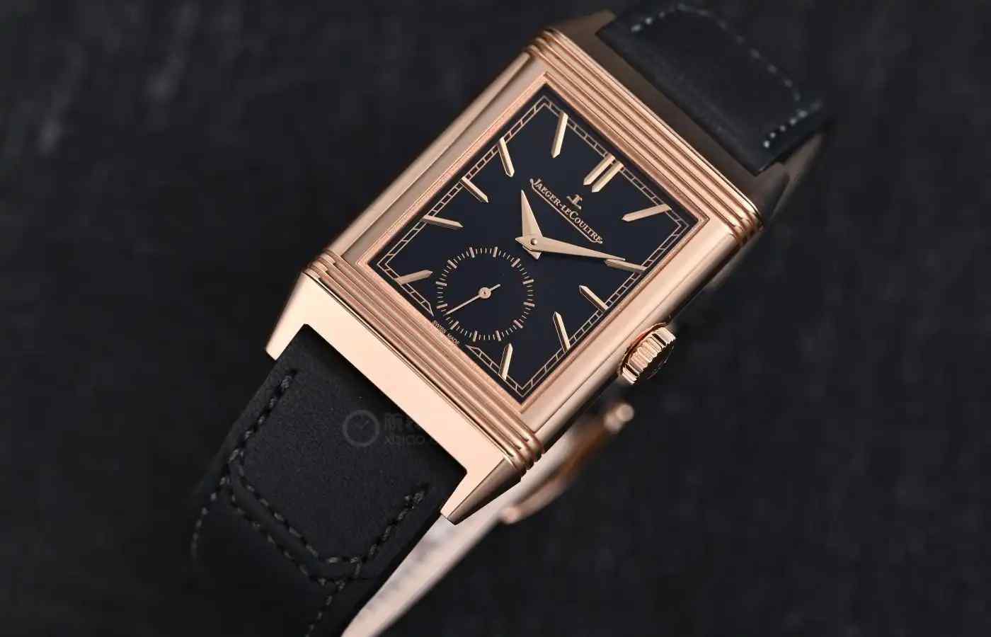 积家Reverso翻转腕表:正装与运动的经典平衡之作 | 奈斯探表 积家Reverso翻转腕表:正装与运动的经典平衡之作 | 奈斯探表