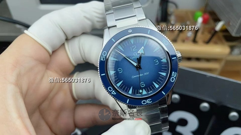 VS厂海马300幽灵党渐变冰蓝色评测：细节尽显匠心，渐变效果惊艳！ | 奈斯探表