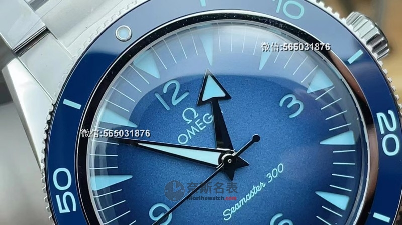 VS厂海马300幽灵党渐变冰蓝色评测：细节尽显匠心，渐变效果惊艳！ | 奈斯探表