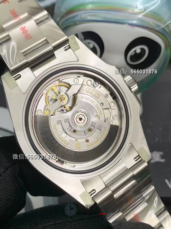 C厂劳力士灰游艇M126622全面升级测评：机芯储能70小时续航，细节还原度巨高！ | 奈斯探表