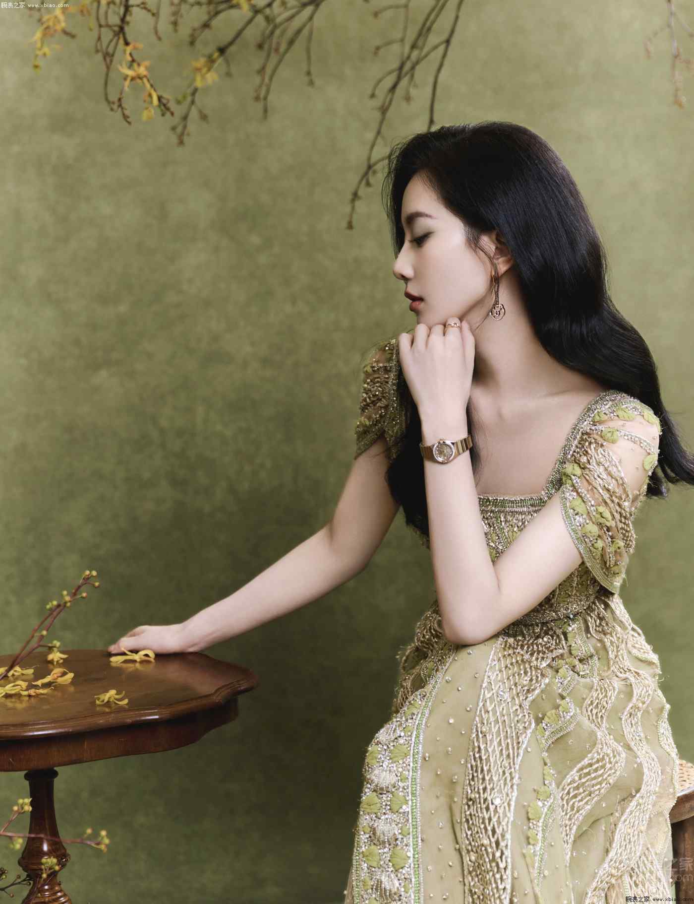 跟着刘诗诗学搭配，这款欧米茄腕表让你秒变焦点 | 奈斯探表