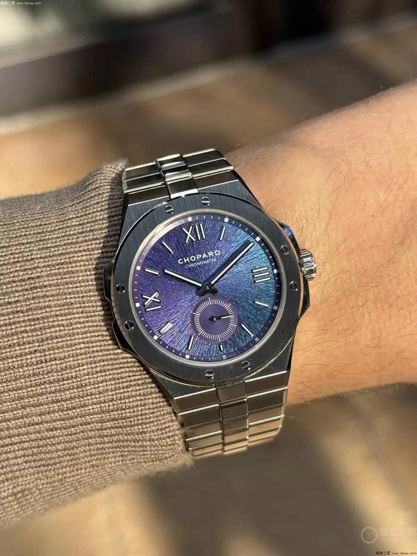 萧邦携手Art in Time，打造独一无二的变色龙限量对表！ | 奈斯探表