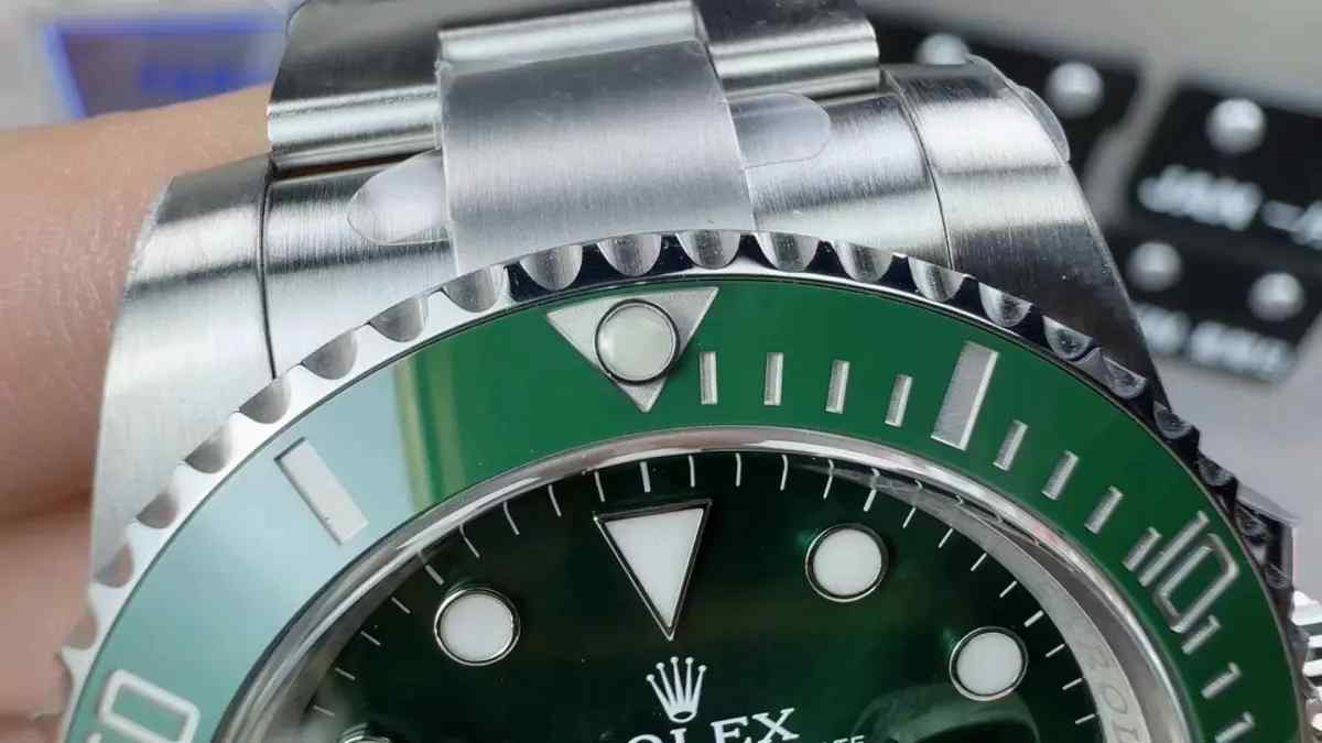 绿水鬼复刻表哪家强？C厂绿水鬼丹东3135机芯告诉你！(C厂绿水鬼鉴定) | 奈斯探表