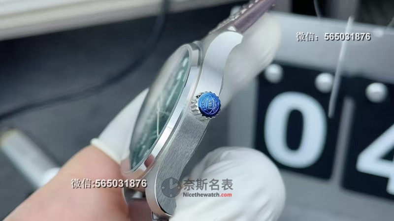 V7厂万国飞行员系列新作！马克20对比马克18，你更喜欢哪款？ | 奈斯探表