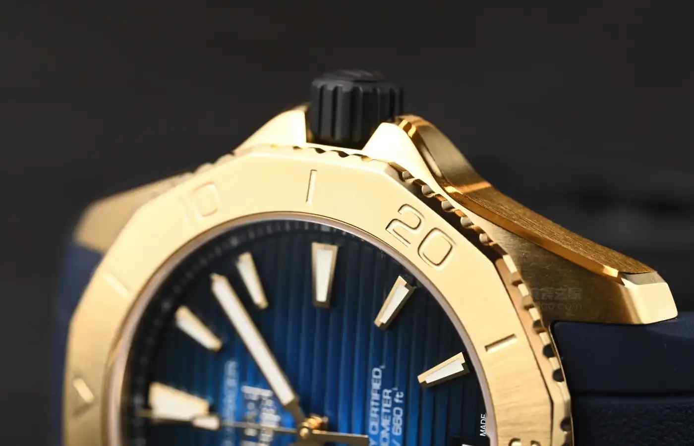 泰格豪雅竞潜系列出新品，14万公价到底值不值？ | 奈斯探表