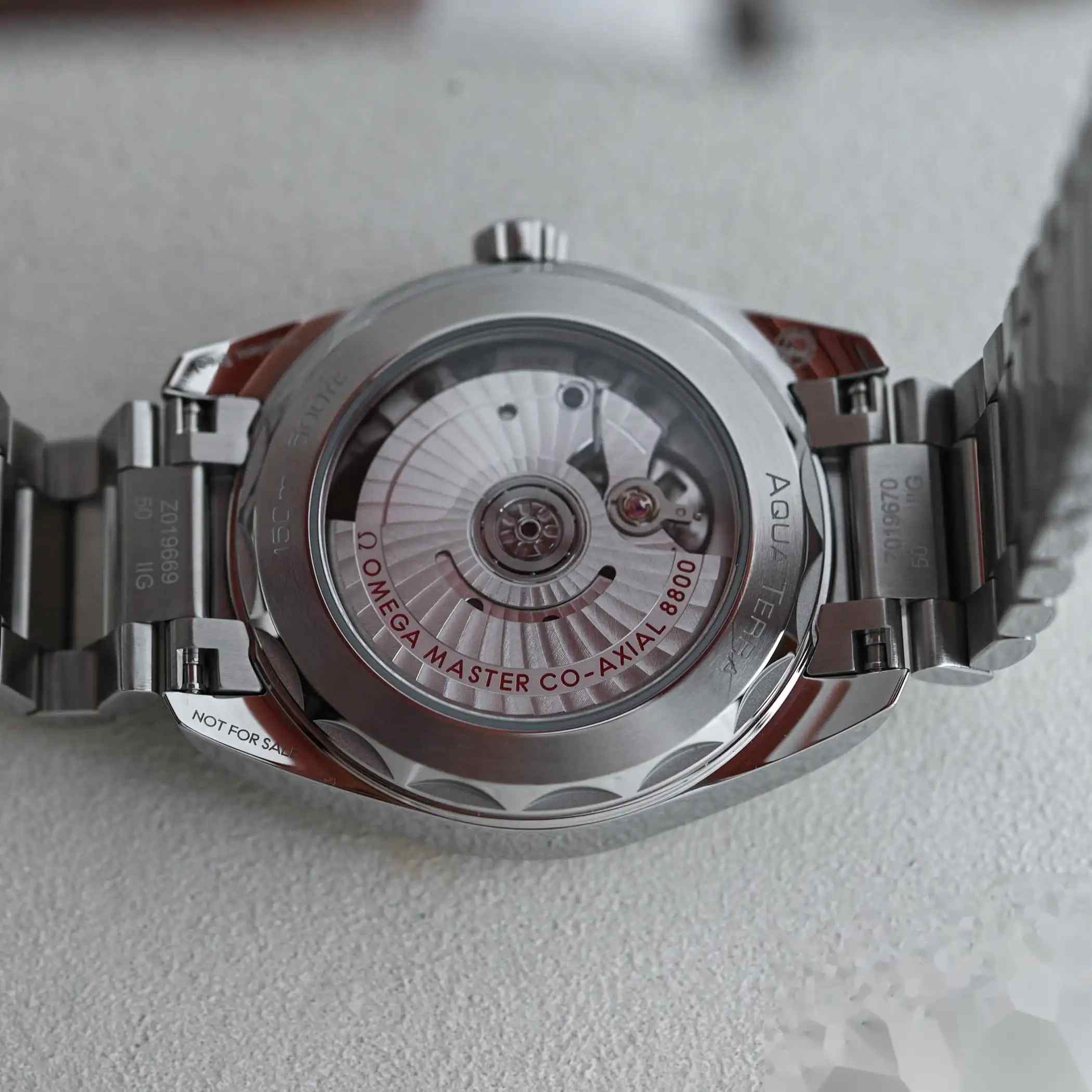 欧米茄全新Aqua Terra绿松石表盘5.36W就能拥有！值不值得买？ | 奈斯探表