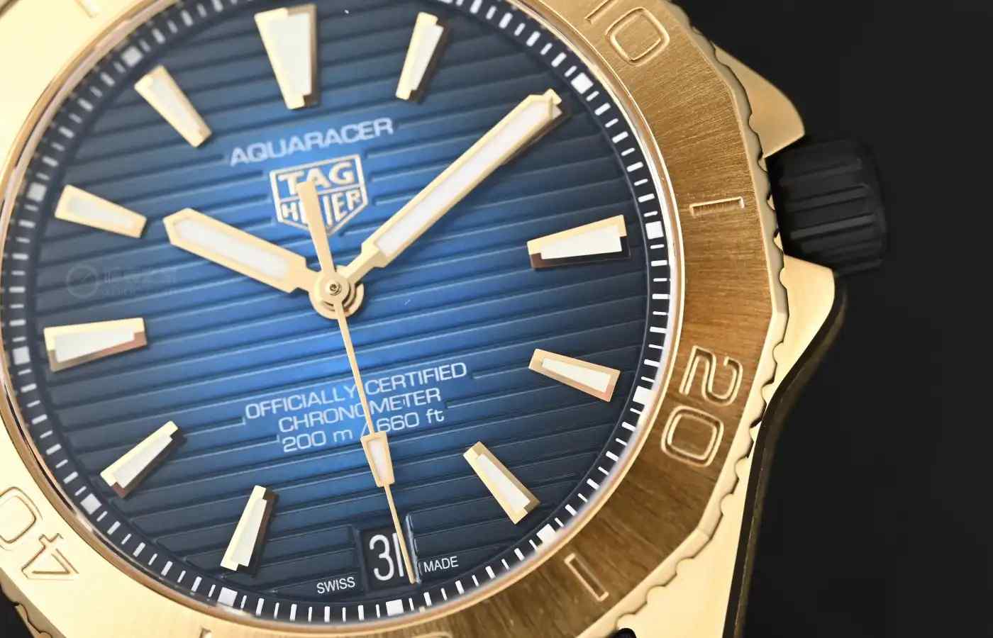 泰格豪雅竞潜系列出新品，14万公价到底值不值？ | 奈斯探表