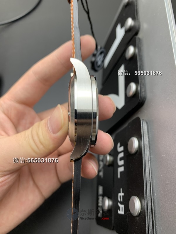 飞行员计时新选择！ZF厂万国小王子搭配7750机芯评测！ | 奈斯探表