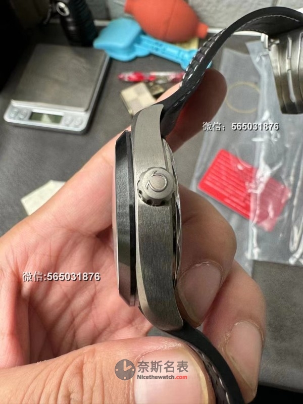 VS厂海马150钛壳黑款世界时复刻手表怎么样？机芯和原装有什么不同吗？ | 奈斯探表