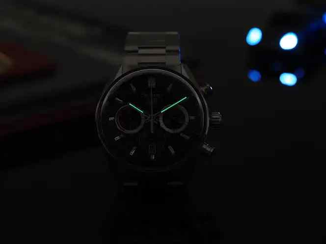 一秒穿越！泰格豪雅卡莱拉系列，带你重温保时捷传奇赛道！ | 奈斯探表