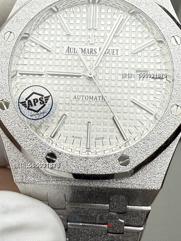 新手小白必看：如何鉴别APS厂爱彼15400霜金 V4对不对版？ | 奈斯探表