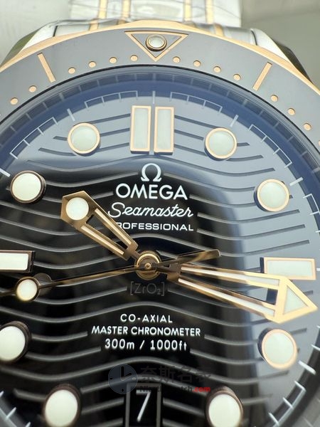 看完不踩坑！VS厂海马300间金黑盘V3升级版，细节与性能的完美融合！ | 奈斯探表