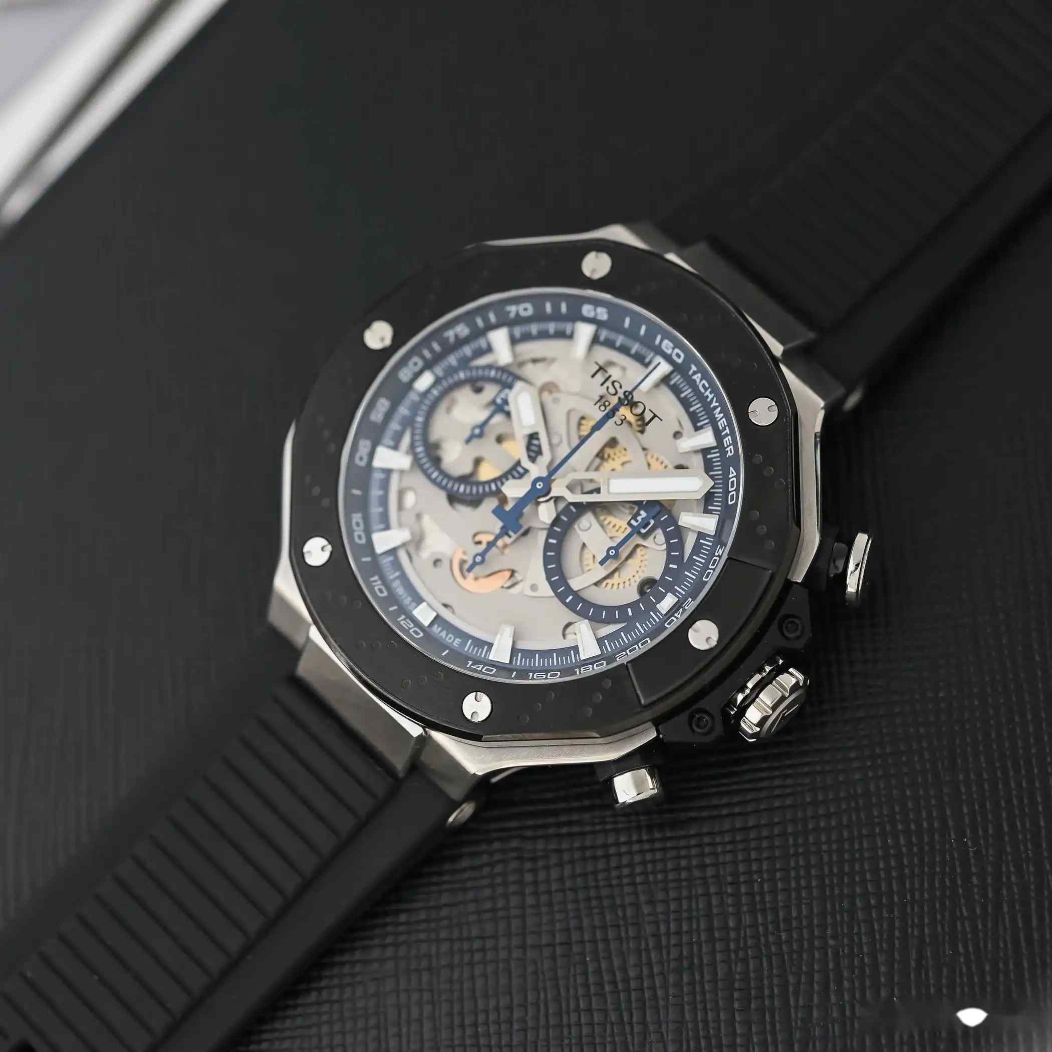 赛车迷必入！天梭全新T-Race MotoGP腕表限量发售！ | 奈斯探表