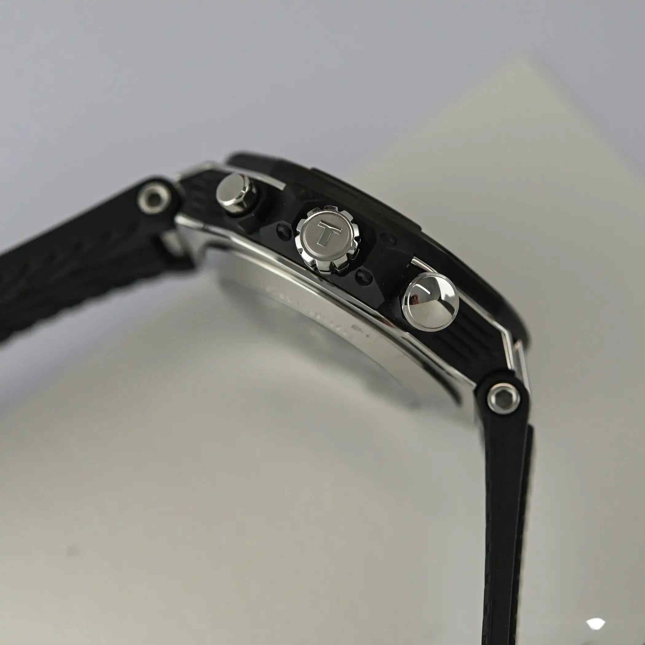 赛车迷必入！天梭全新T-Race MotoGP腕表限量发售！ | 奈斯探表