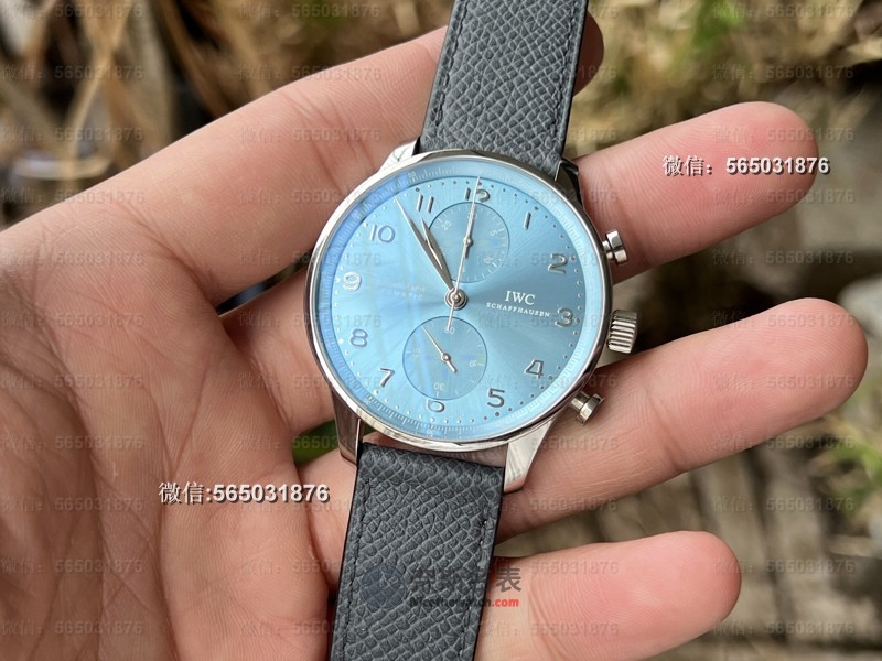 戴出百万气??！ZF万国葡萄牙新款葡计IW371626“地平线蓝” 葡计凭什么成表友新宠？ | 奈斯探表