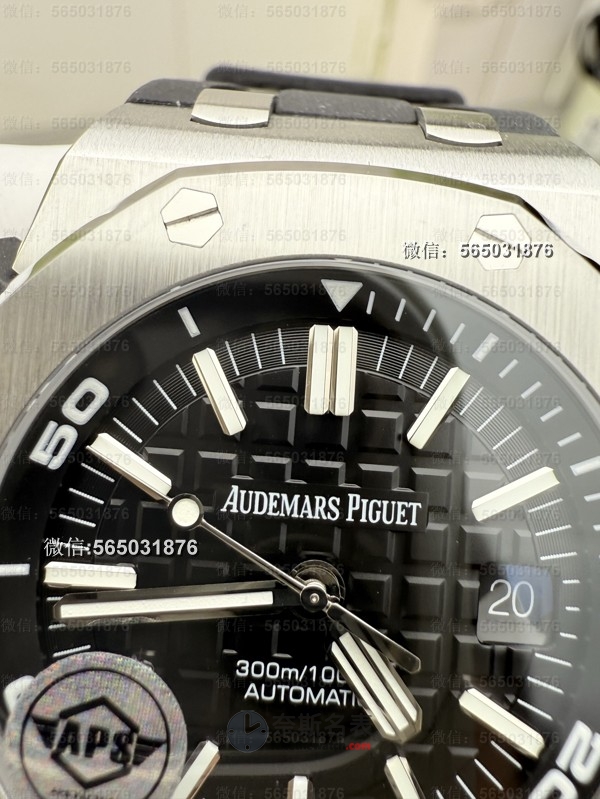 密底设计+防水性能！APS厂皇家橡树15703真香评测 | 奈斯探表