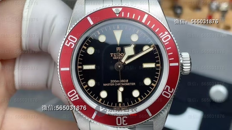 2025潜水表新标杆！拆解ZF帝舵碧湾41MM复刻表：3大工艺革新碾压原版？ | 奈斯探表
