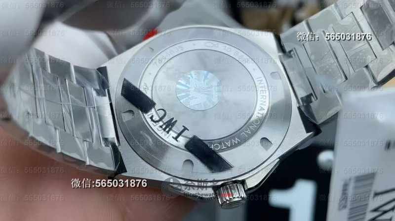 V7厂蓝面工程师评测：新配色是否值得入手？ | 奈斯探表