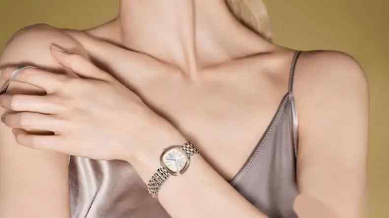 不止是腕表，更是珠宝！PIAGET伯爵SIXTIE系列成时尚焦点！ | 奈斯探表