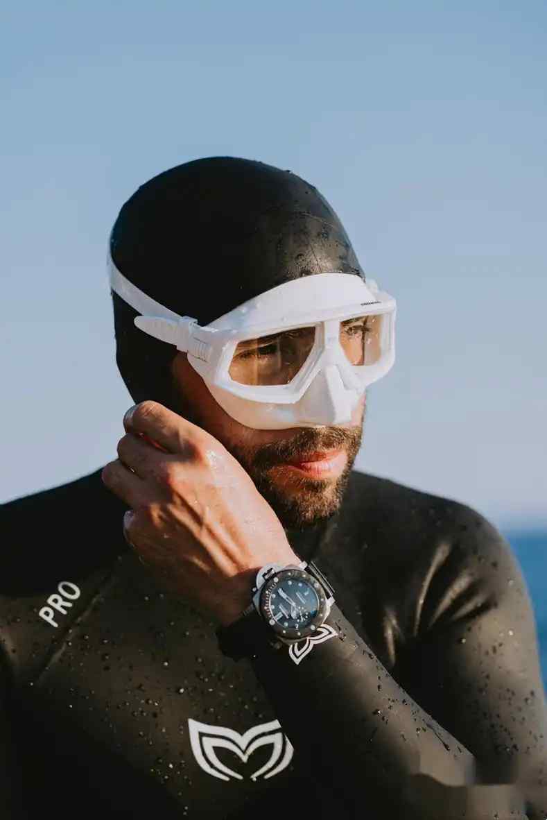 不只是腕表！沛纳海与Arthur联手唤醒海洋保护意识 | 奈斯探表