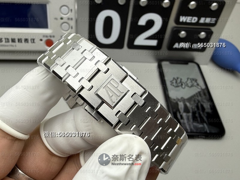 从V2到V3，APS厂15500黑盘升级了哪些关键细节？ | 奈斯探表