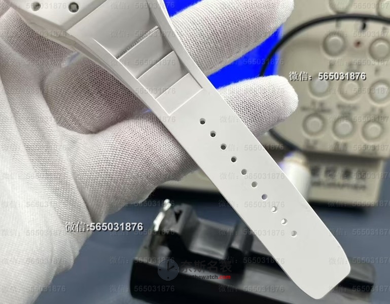 对比正品差距大吗？ZF厂RM-055白色陶瓷V3版复刻表优缺点解析！ | 奈斯探表