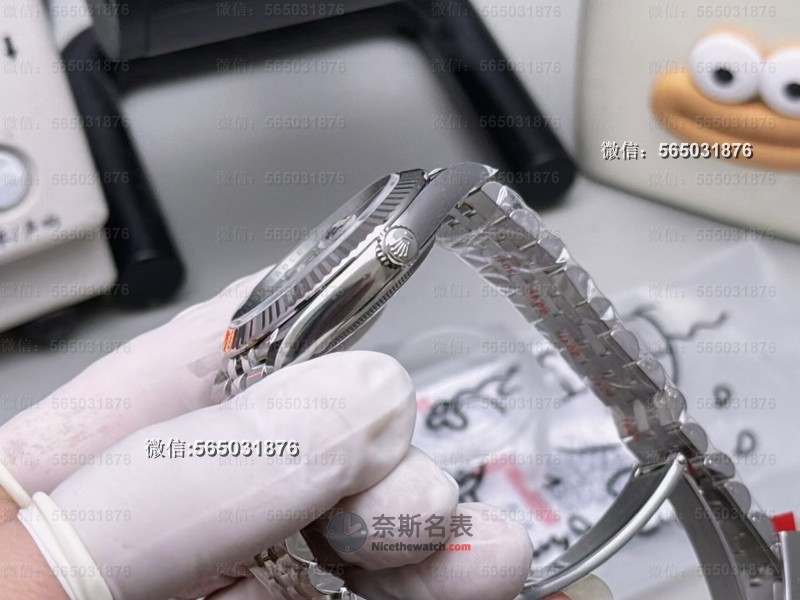 告别选择困难！C厂灰钻日志全面超越VS厂，闭眼入就对了！ | 奈斯探表