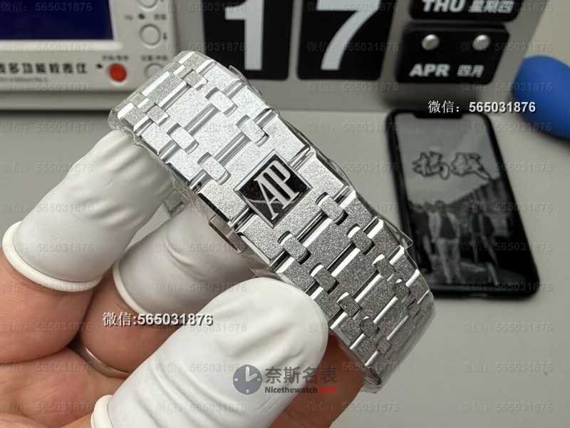 THB厂爱彼霜金15407 V2版实拍，布灵布灵闪到睁不开眼！ | 奈斯探表