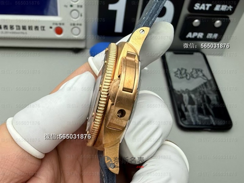 十沛九假？不如直接选VS厂！42mm青铜沛纳海1074上手体验炸裂！ | 奈斯探表