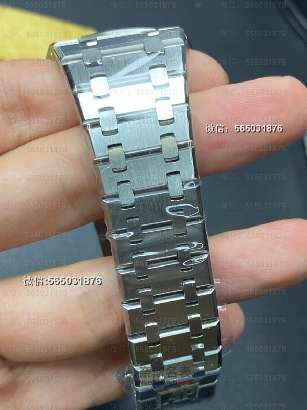 从V2到V3，APS厂15500黑盘升级了哪些关键细节？ | 奈斯探表