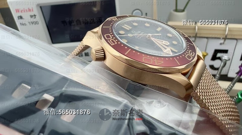 【2025王炸新品】VS厂青铜金海马300到货！勃艮第红表圈美到窒息！ | 奈斯探表