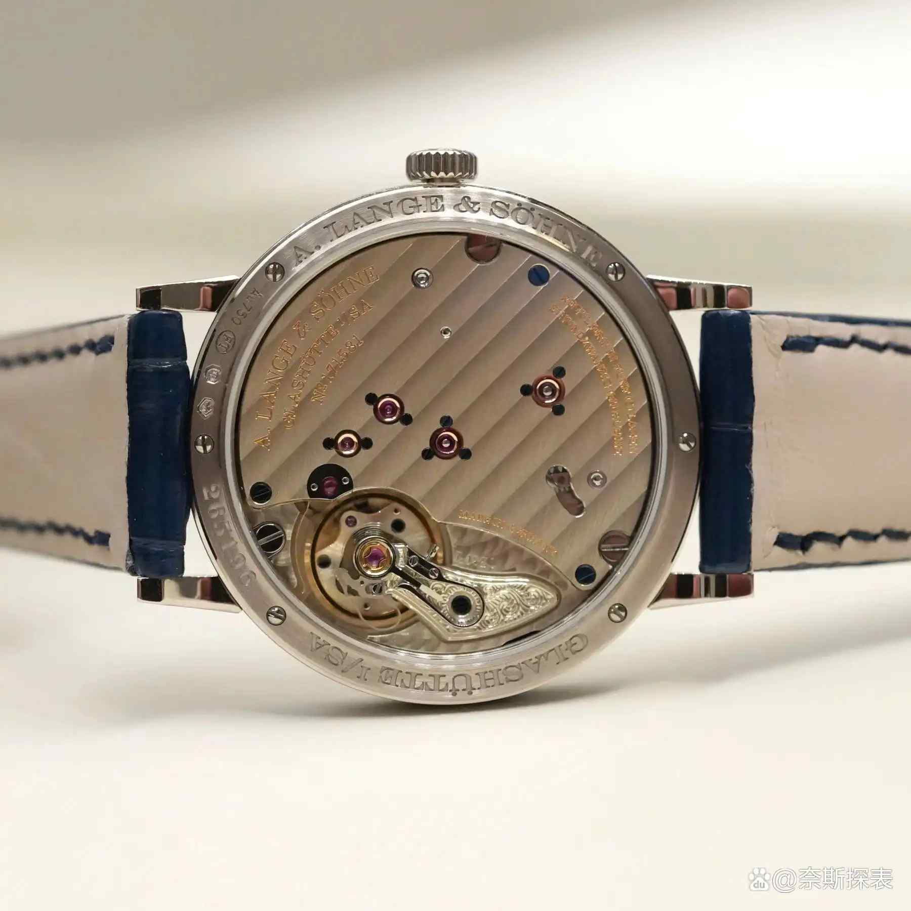 34mm正装表新标杆！朗格1815超薄腕表深度评测 | 奈斯探表
