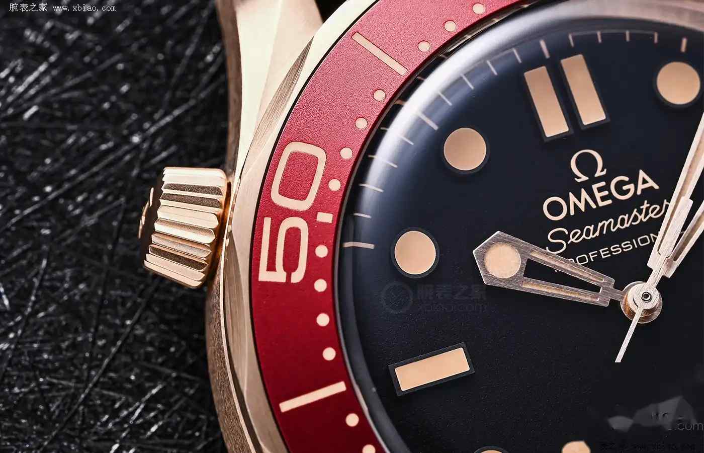 买前必看！欧米茄青铜金海马300米实测，8806机芯稳不稳？ | 奈斯探表