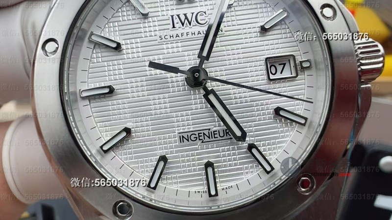 万国万元表平替首??！V7厂工程师复刻实测，细节还原度惊人 | 奈斯探表