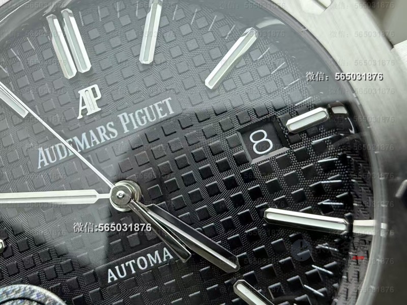 APS厂放大招！皇家橡树15400 V3评测，细节还原到毫米级! | 奈斯探表