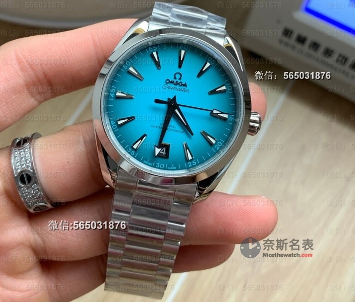 买表就买特别款！VS厂海马150绿松石评测，每个角度颜色都不一样！ | 奈斯探表